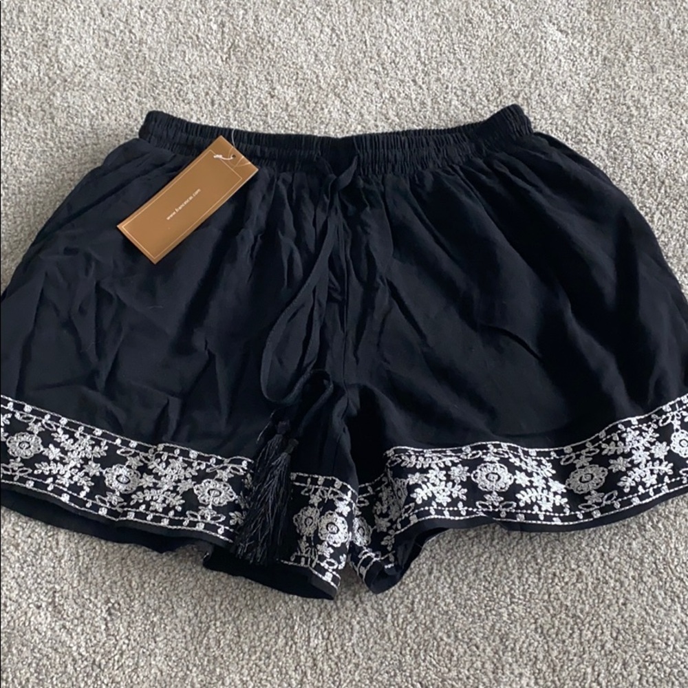 Never worn Francesca patterned shorts